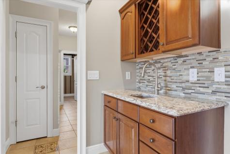 1 Windsong Way Bloomington IL 61704