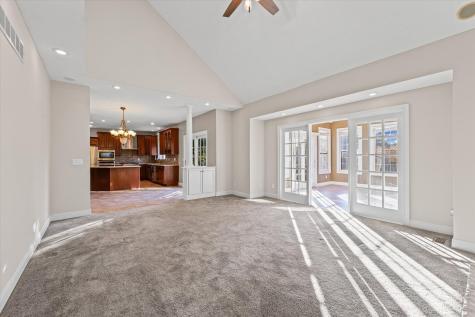 1 Windsong Way Bloomington IL 61704