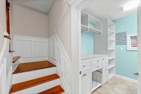 1 Windsong Way Bloomington IL 61704