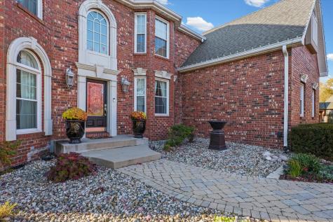 1 Windsong Way Bloomington IL 61704