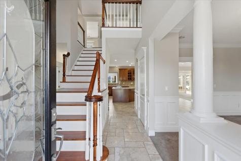 1 Windsong Way Bloomington IL 61704