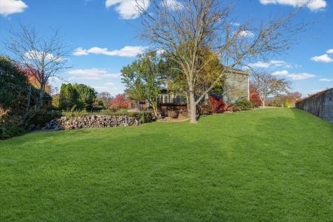 1 Windsong Way Bloomington IL 61704