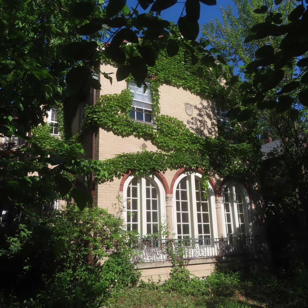 1123 North Oak Park Avenue Oak Park IL 60302