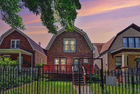 850 North Keystone Avenue Chicago IL 60651