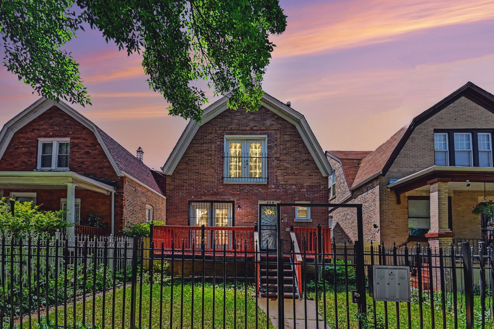850 North Keystone Avenue Chicago IL 60651
