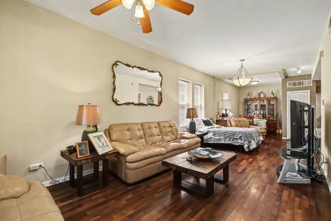 850 North Keystone Avenue Chicago IL 60651