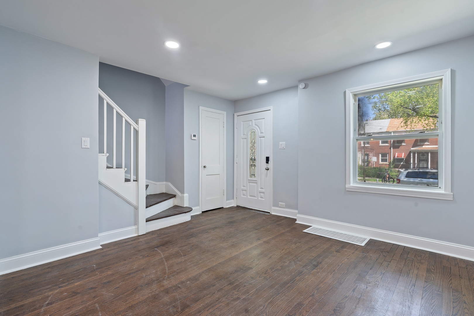 715 East 105th Place Chicago IL 60628