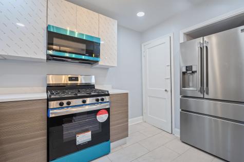 715 East 105th Place Chicago IL 60628