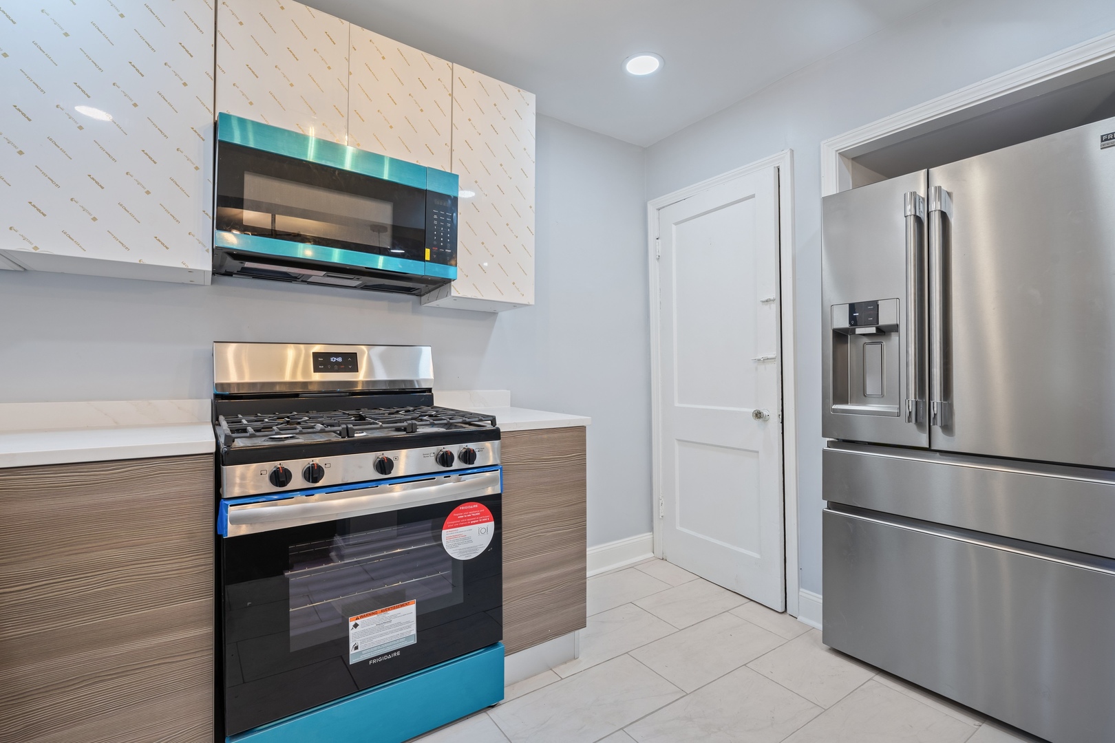 715 East 105th Place Chicago IL 60628