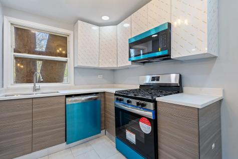 715 East 105th Place Chicago IL 60628