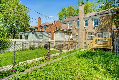 715 East 105th Place Chicago IL 60628
