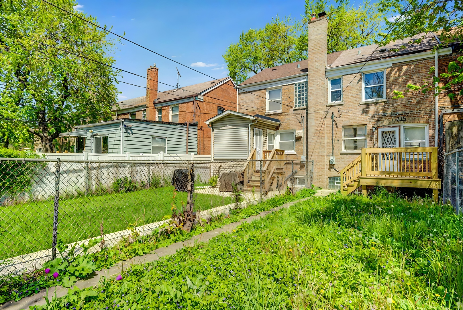 715 East 105th Place Chicago IL 60628