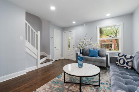 715 East 105th Place Chicago IL 60628