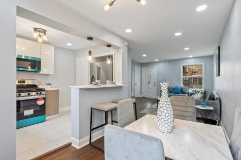 715 East 105th Place Chicago IL 60628