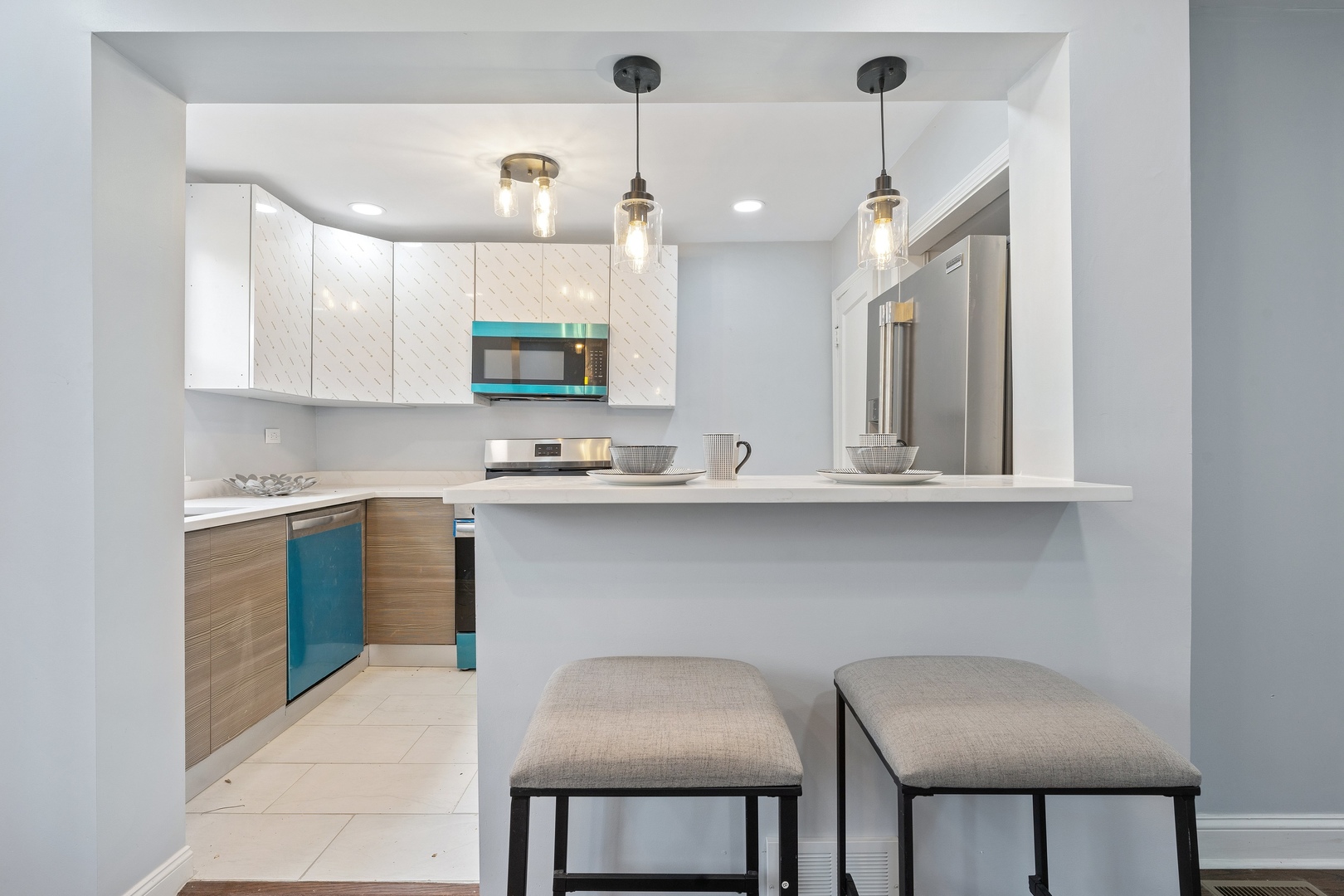 715 East 105th Place Chicago IL 60628