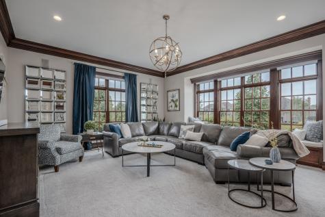 39W915 Catlin Square Geneva IL 60134