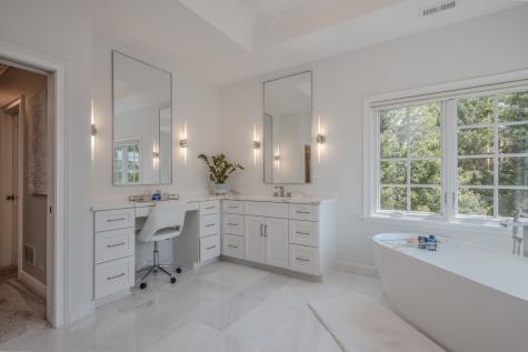 39W915 Catlin Square Geneva IL 60134