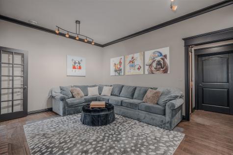 39W915 Catlin Square Geneva IL 60134