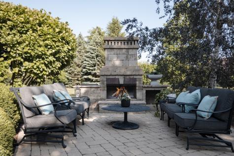39W915 Catlin Square Geneva IL 60134