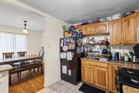11035 South Avenue E Chicago IL 60617