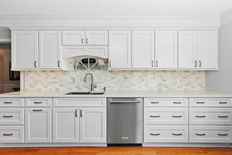 228 Hickory Lane Lake Barrington IL 60010
