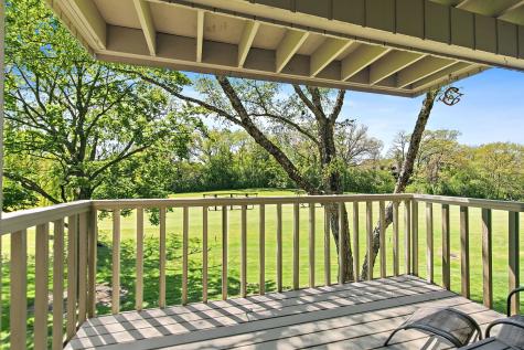 228 Hickory Lane Lake Barrington IL 60010