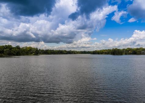 228 Hickory Lane Lake Barrington IL 60010