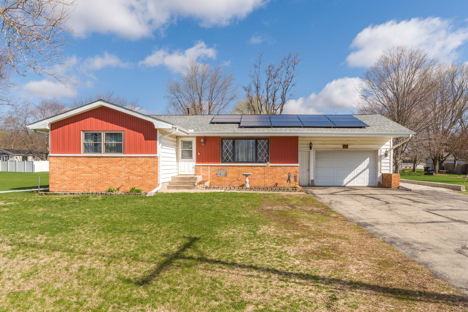 1317 7TH Avenue Erie IL 61250