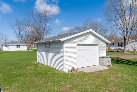 1317 7TH Avenue Erie IL 61250