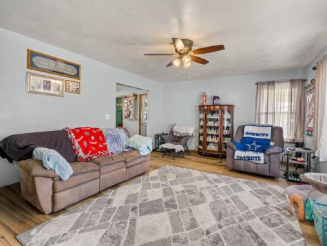 1317 7TH Avenue Erie IL 61250