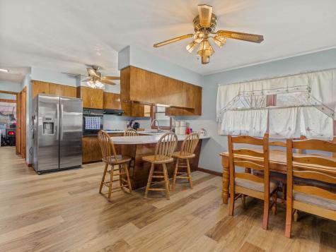 1317 7TH Avenue Erie IL 61250