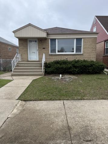 7952 South Trumbull Avenue Chicago IL 60652