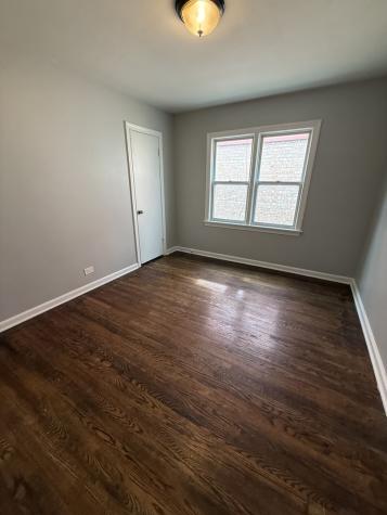 7952 South Trumbull Avenue Chicago IL 60652