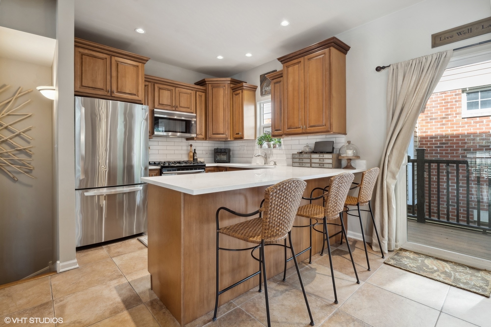 3834 North Milwaukee Court Chicago IL 60641