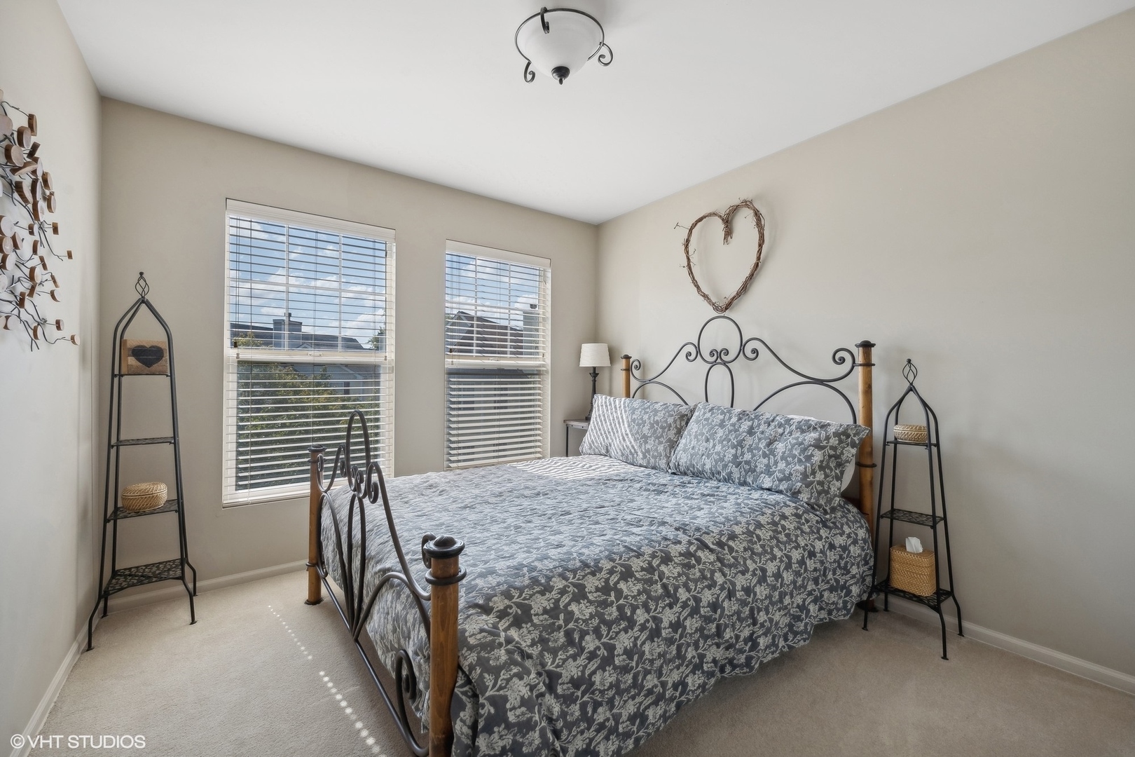 3834 North Milwaukee Court Chicago IL 60641