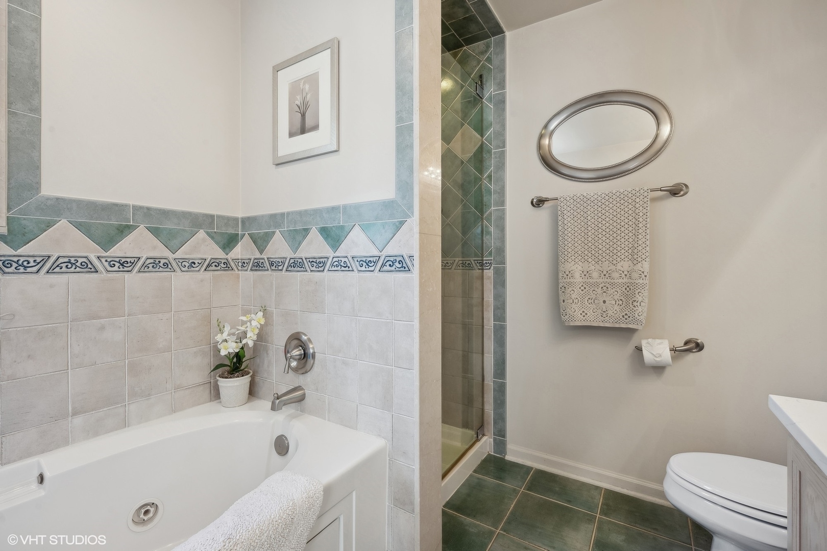 3834 North Milwaukee Court Chicago IL 60641