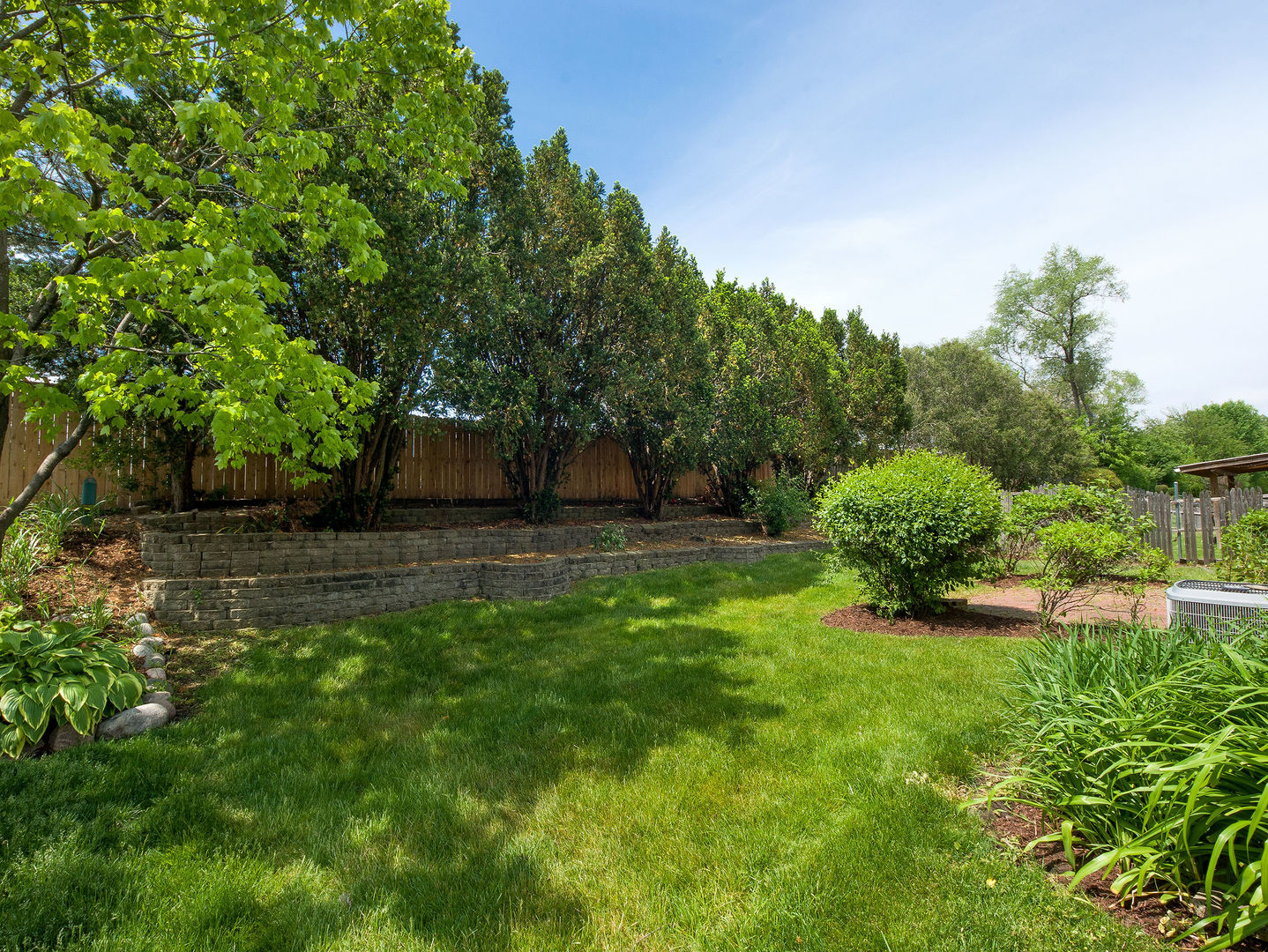 748 Berwick Place Roselle IL 60172