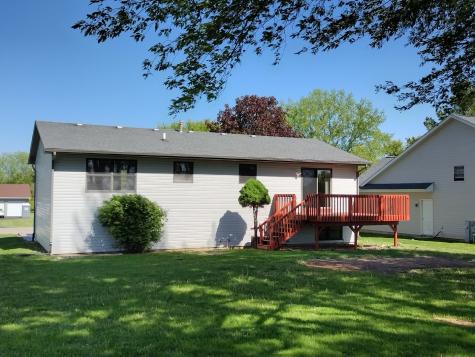 154 Columbia Street NW Poplar Grove IL 61065