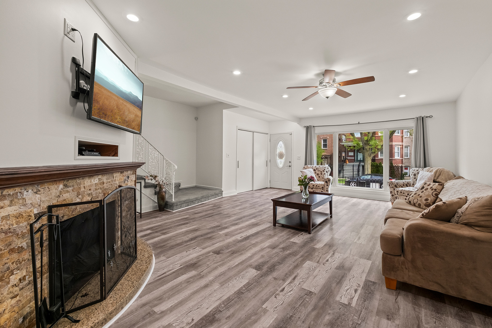 4317 West Shakespeare Avenue Chicago IL 60639