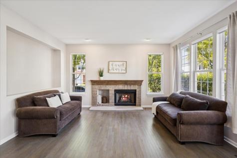 2409 Meadowbrook Lane Westchester IL 60154
