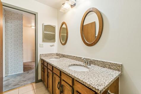 18604 Carpenter Street Homewood IL 60430