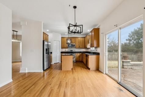 2208 Grand Pointe Trail Aurora IL 60503