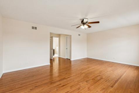 2208 Grand Pointe Trail Aurora IL 60503