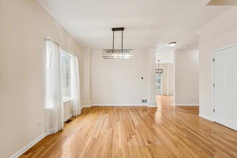 2208 Grand Pointe Trail Aurora IL 60503