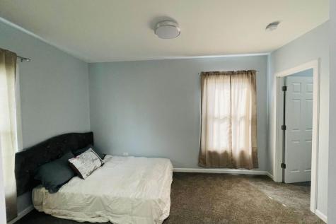 15736 Turlington Avenue Harvey IL 60426