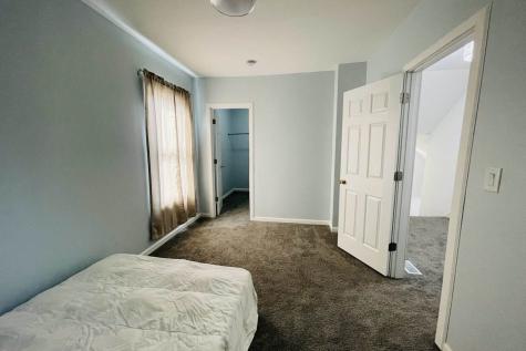 15736 Turlington Avenue Harvey IL 60426