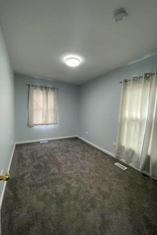 15736 Turlington Avenue Harvey IL 60426