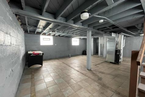 15736 Turlington Avenue Harvey IL 60426
