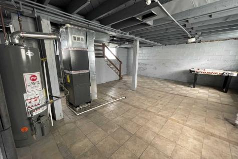 15736 Turlington Avenue Harvey IL 60426