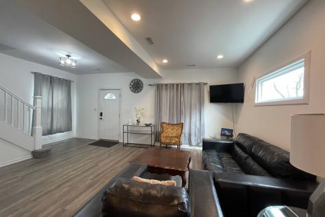 15736 Turlington Avenue Harvey IL 60426